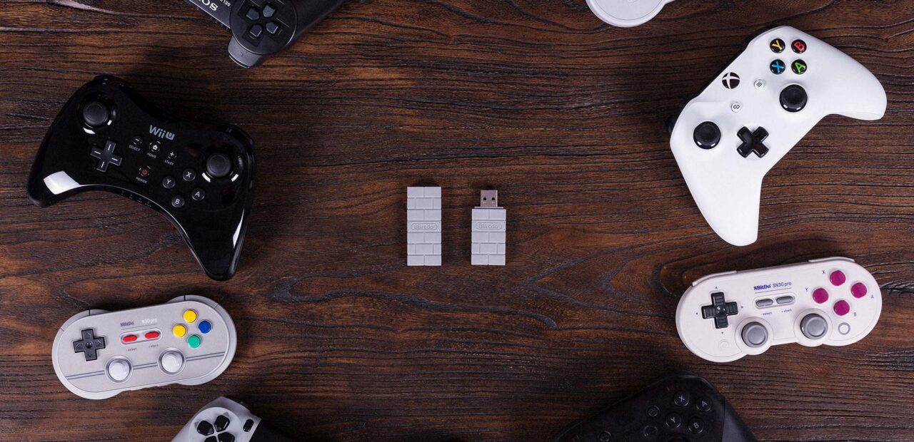 L'adaptateur 8bitdo pour Switch (couleur brique) sera mis à jour pour la PS Classic !